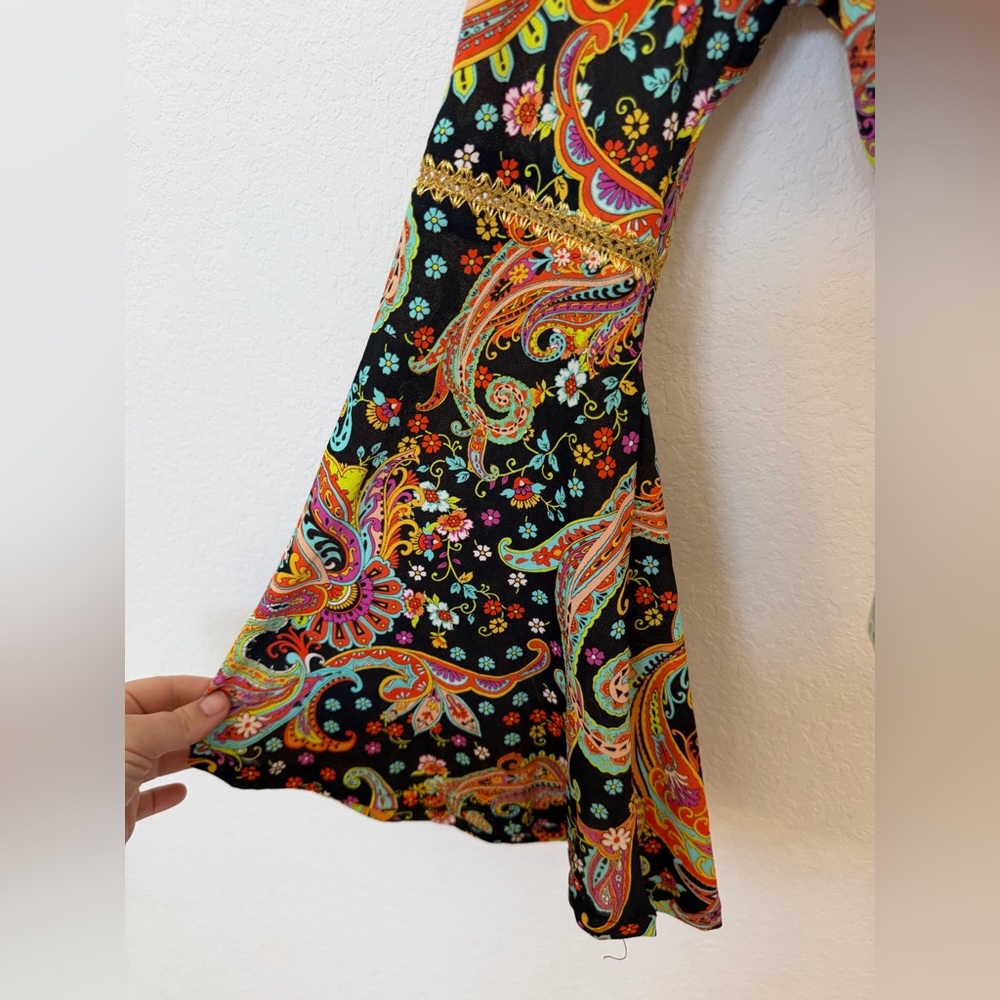 Luli Fama Bell Sleeve Crop Top Luli Gypsy XS NWT - Picture 5 of 6